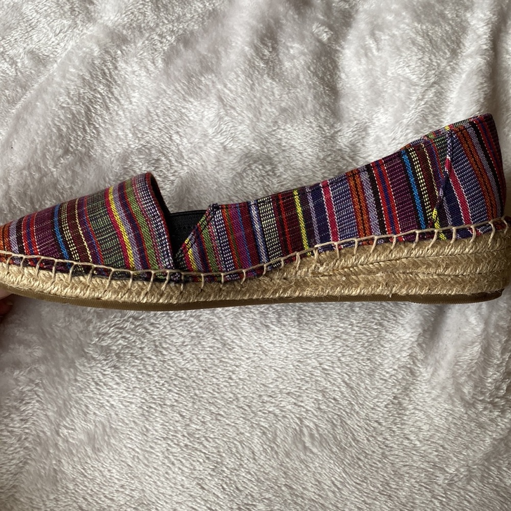 LifeStride espadrilles with 1” wedge / multi-colored - Size 8.5 - Picture 5 of 16